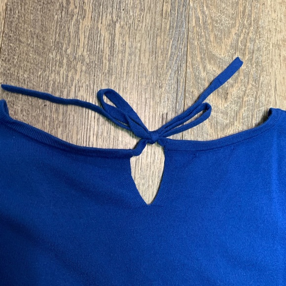 TALBOTS PULLOVER LATTICE DETAIL TIE BACK TOP - Picture 7 of 9